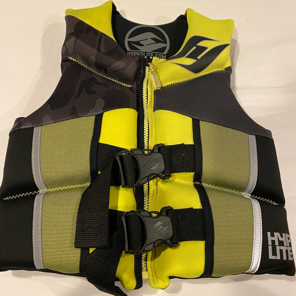 HyperLite Life Jacket / wakeboard vest